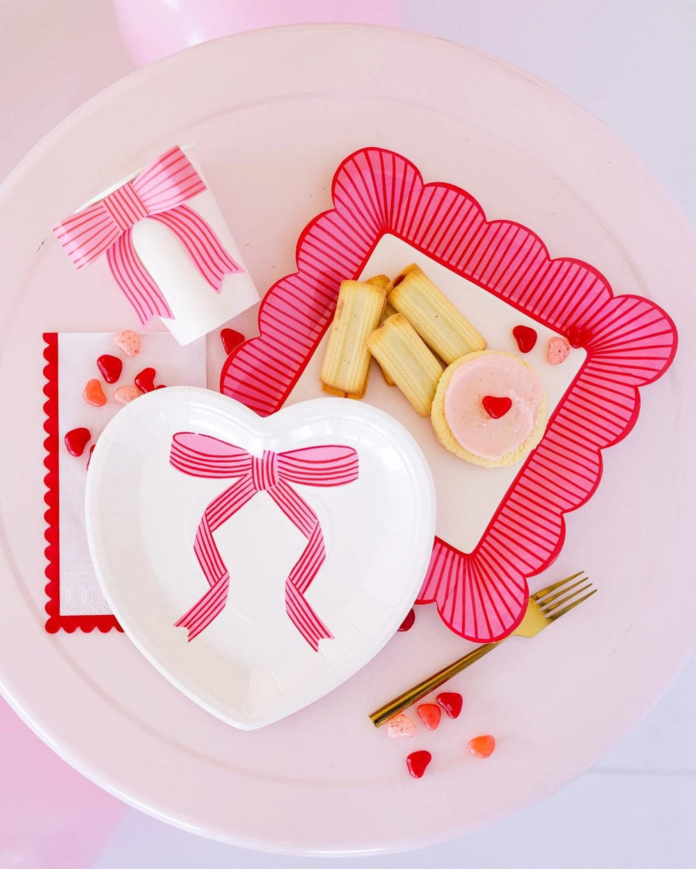 Pink Bow Party Heart Plates x 8 -  Bow Party Supplies Disposable Plates Pink Bow Party Heart Plates x 8